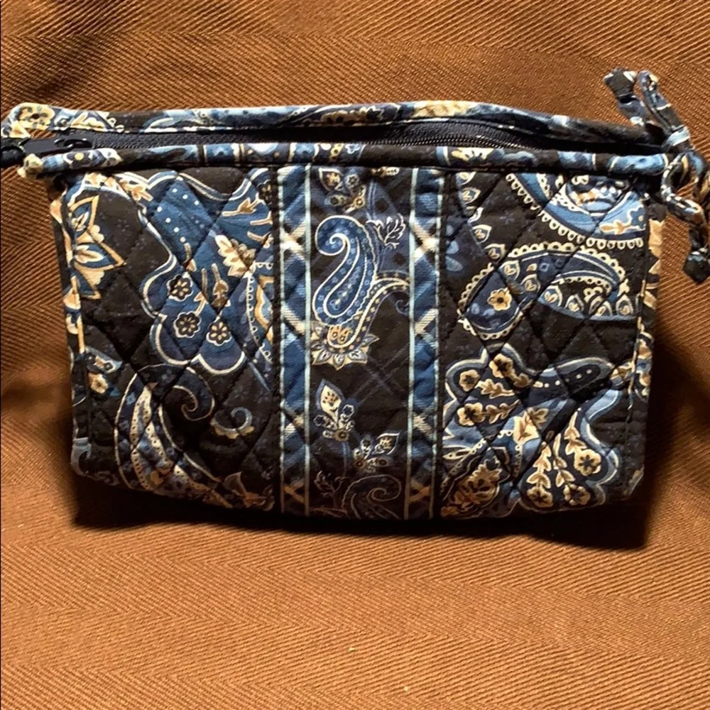Vera Bradley never used